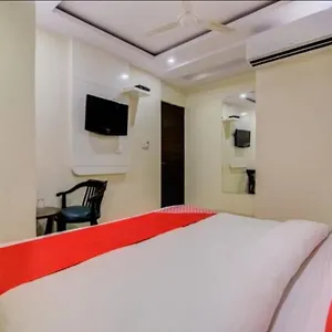 https://india-continental.hotelsdelhi.org